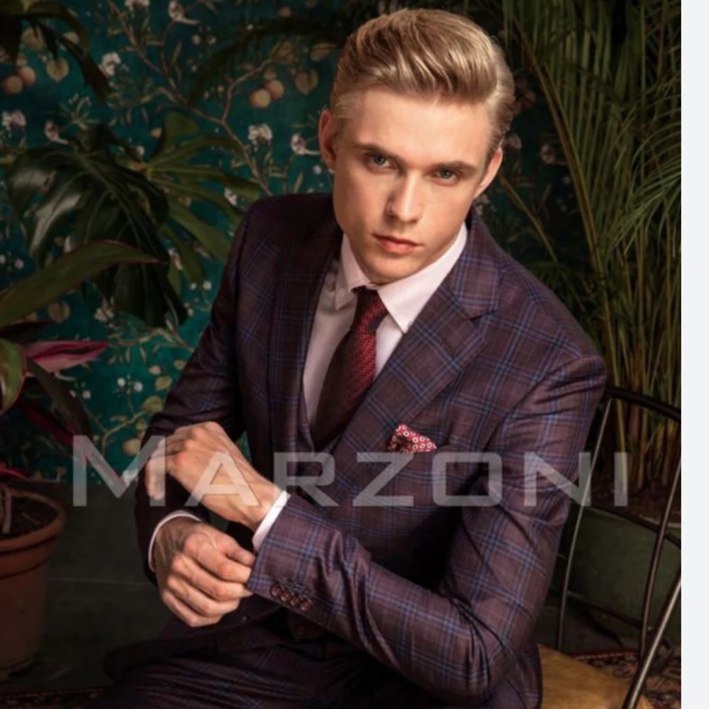 Elegant Men's Checkered Blazer - Burgundy